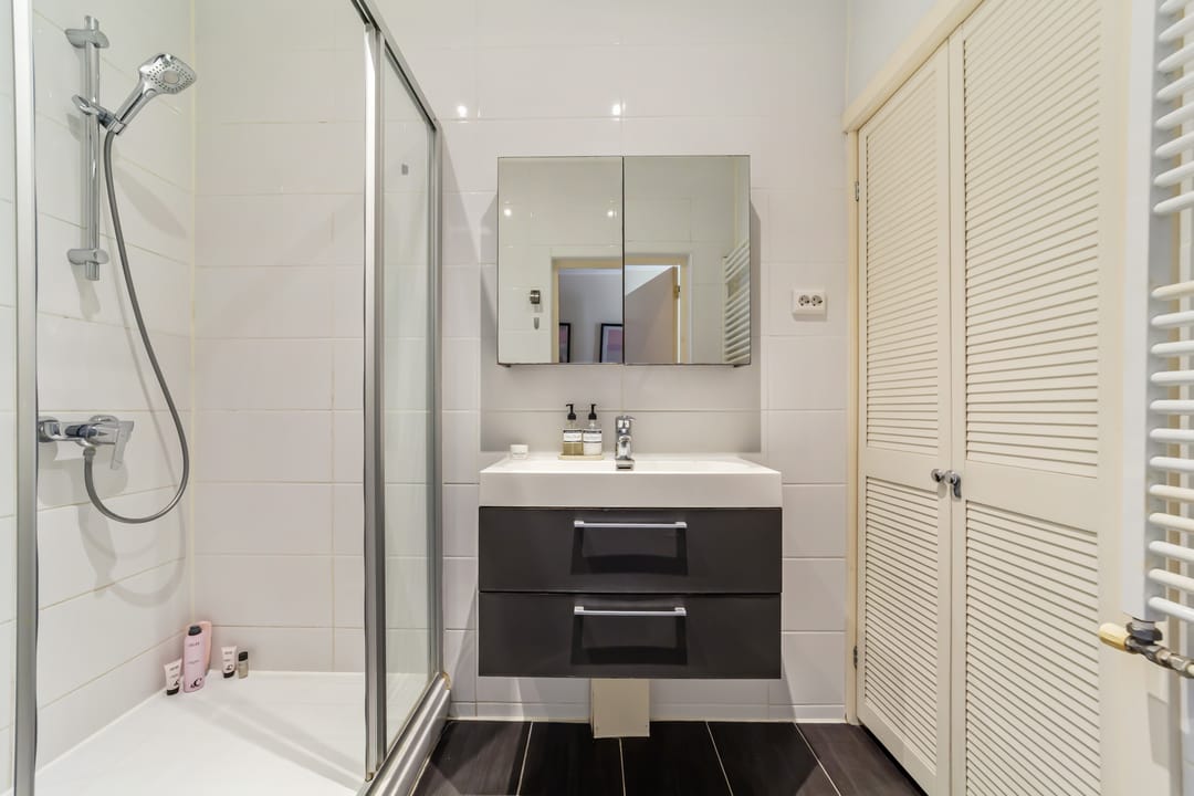 Well-maintained 3-room apartment with skylight in Valkenboskwartier — 22