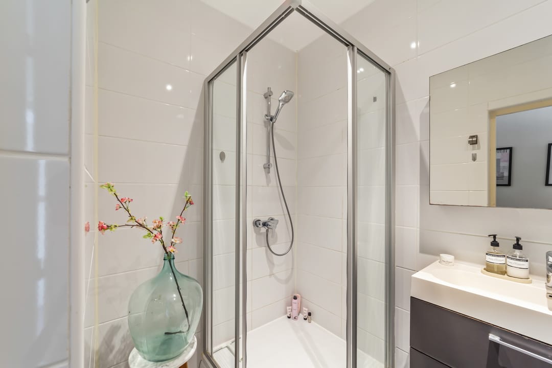 Well-maintained 3-room apartment with skylight in Valkenboskwartier — 23