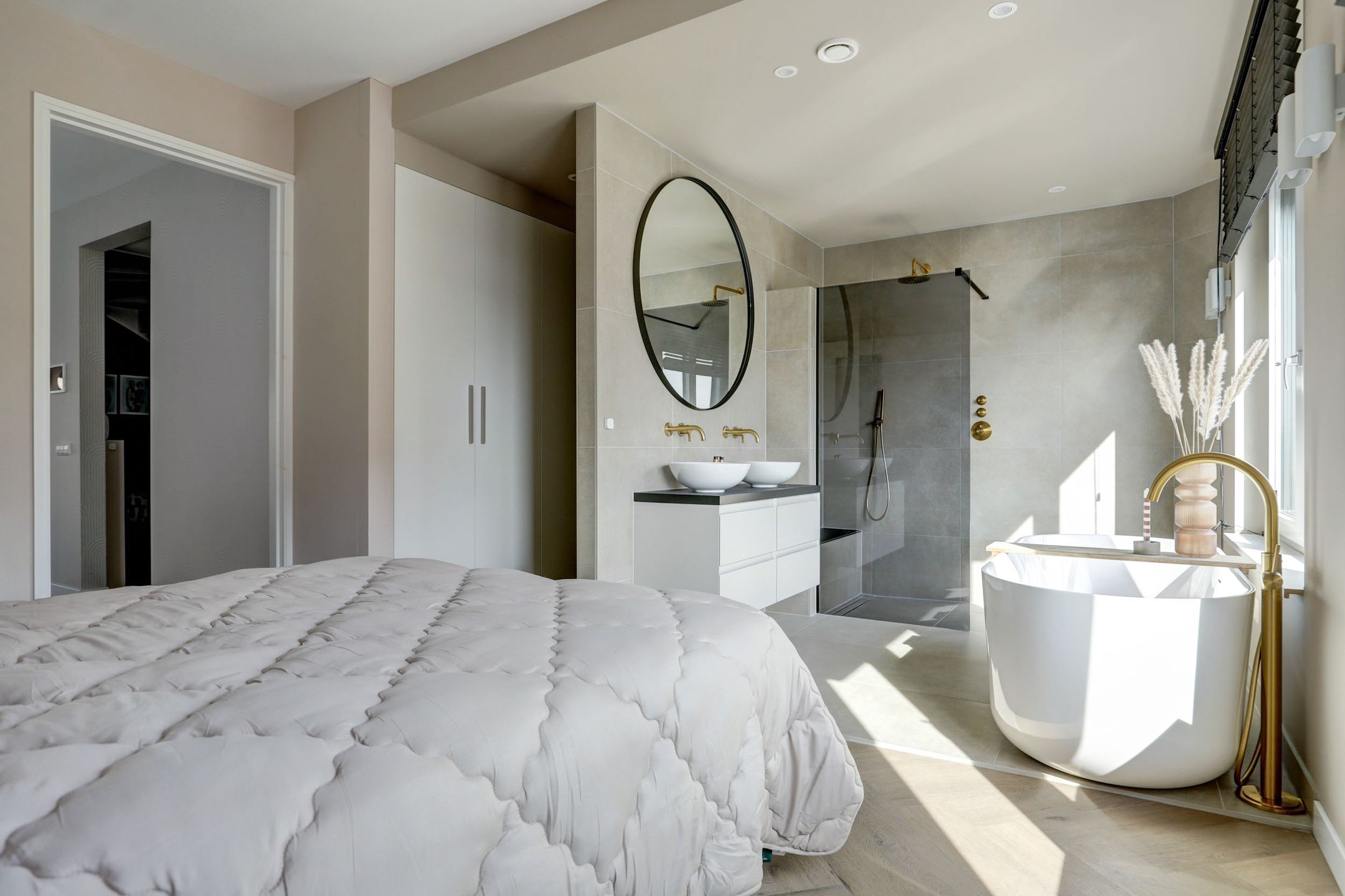 Photo 30 of Lievenlant 20