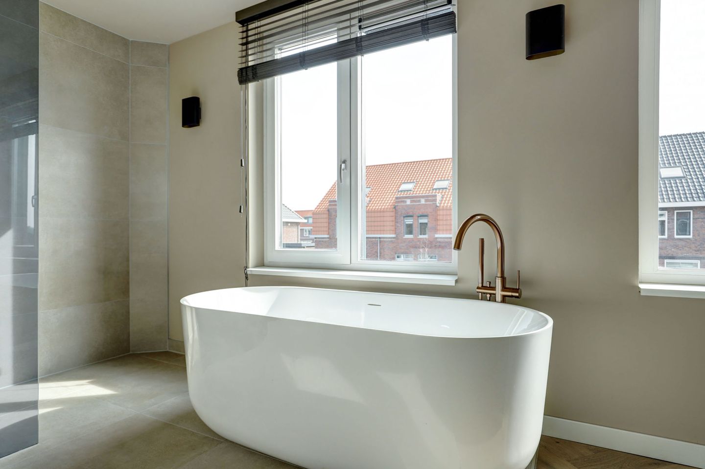 Photo 50 of Lievenlant 20