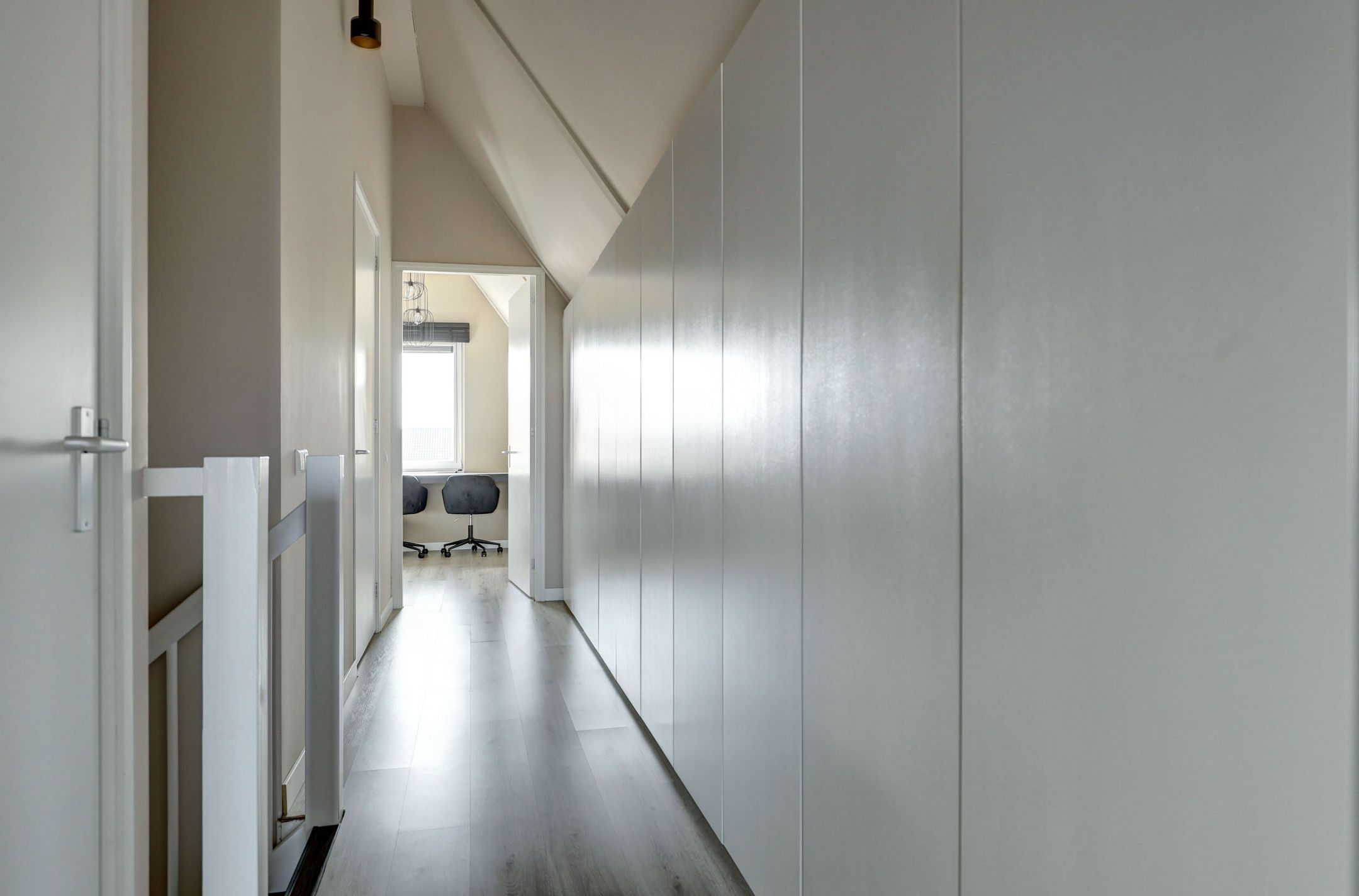 Photo 54 of Lievenlant 20