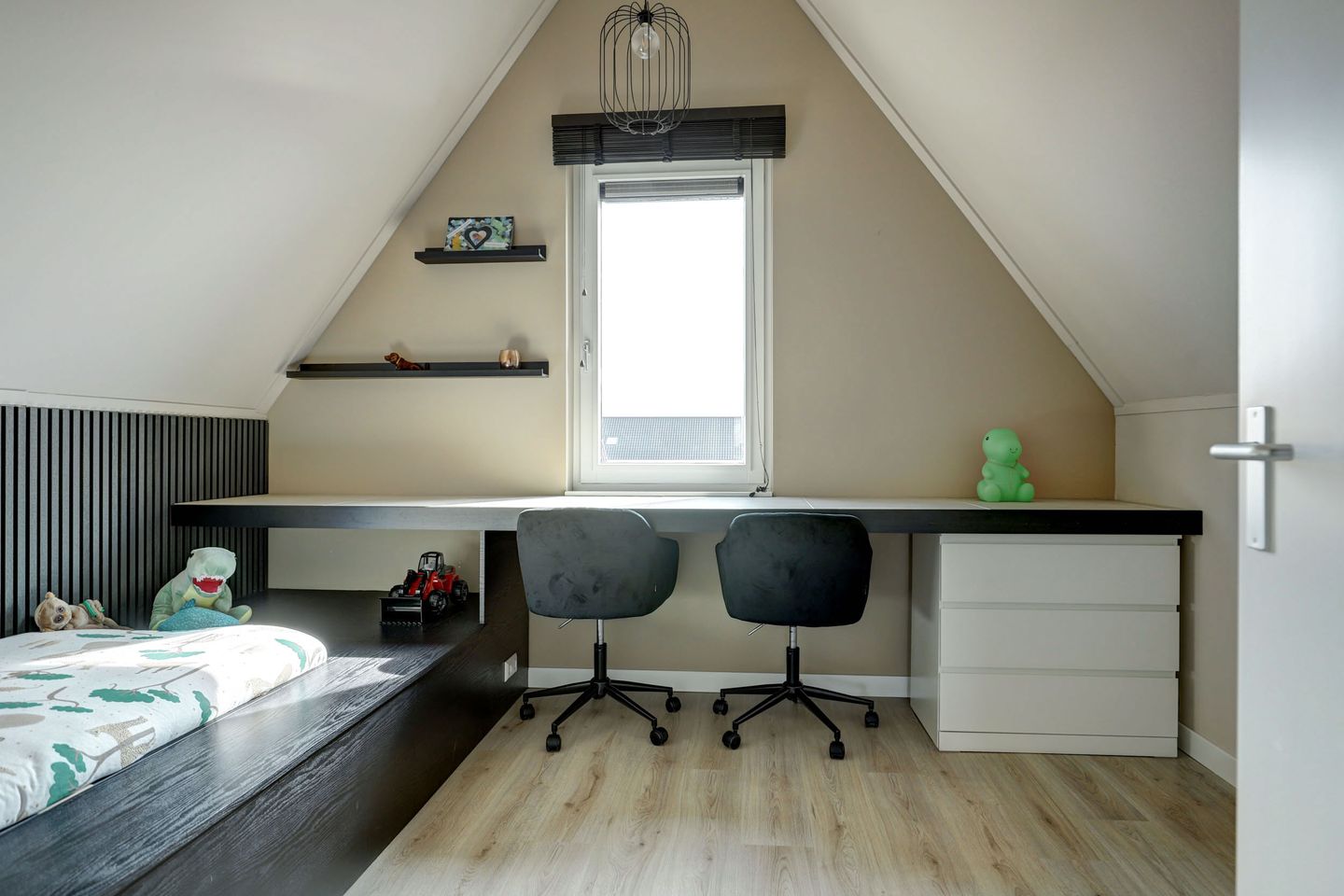 Photo 55 of Lievenlant 20