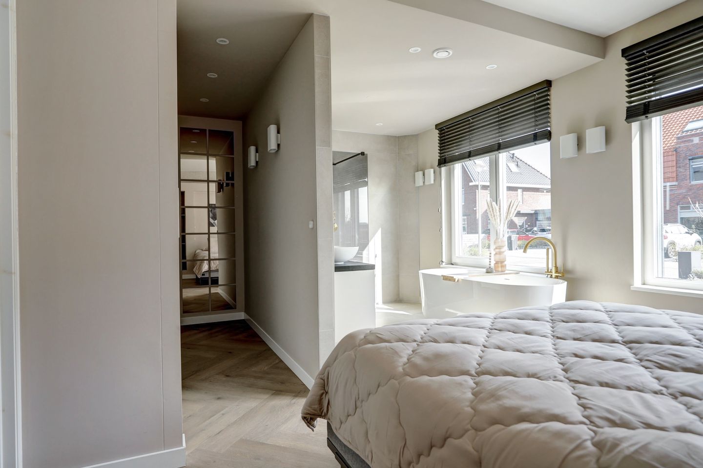 Photo 29 of Lievenlant 20