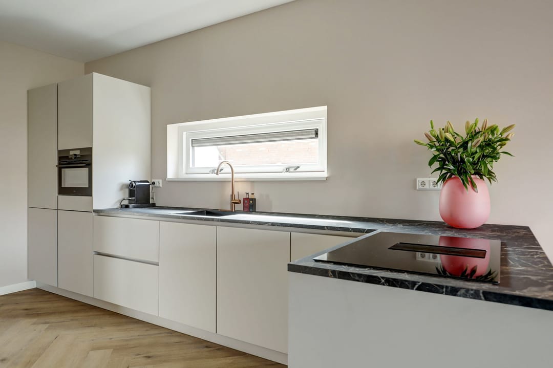 Photo 43 of Lievenlant 20