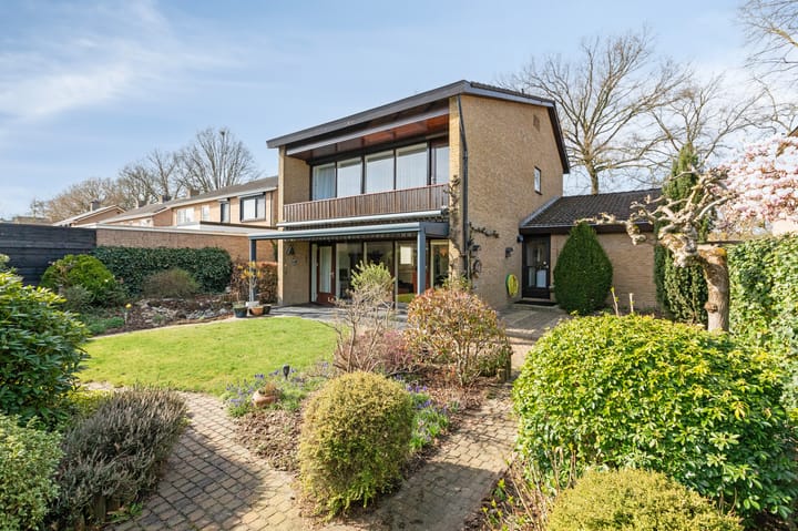 Photo 2 of Padevoortseallee 28-A