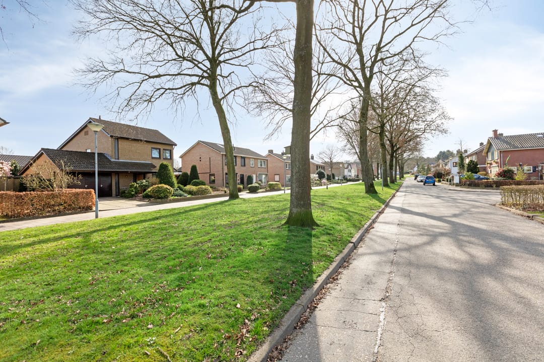 Photo 8 of Padevoortseallee 28-A