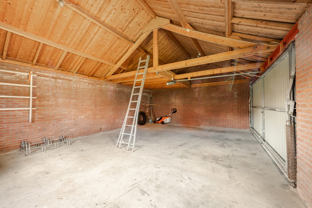 Spacious 1930s detached home with double garage and home practice potential — 23