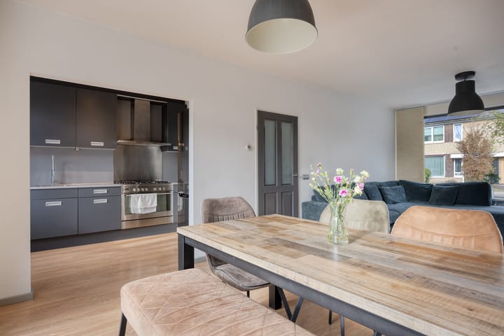 Foto 3 van Ampèrestraat 1