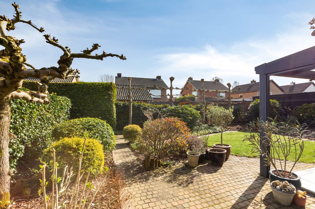 Photo 52 of Padevoortseallee 28-A