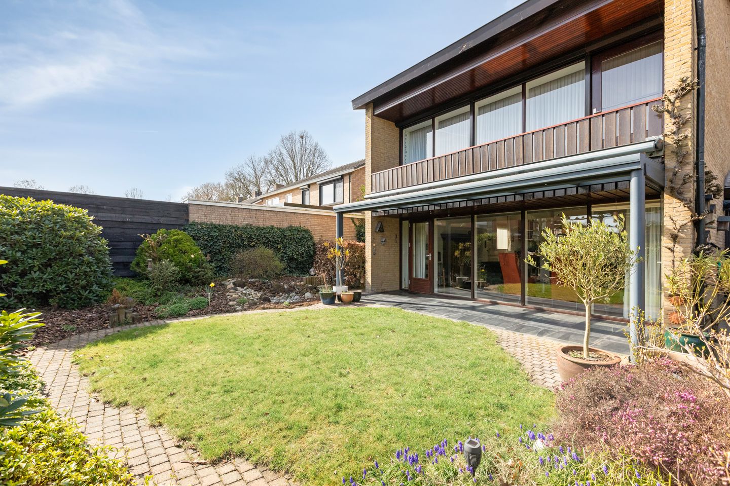 Photo 49 of Padevoortseallee 28-A