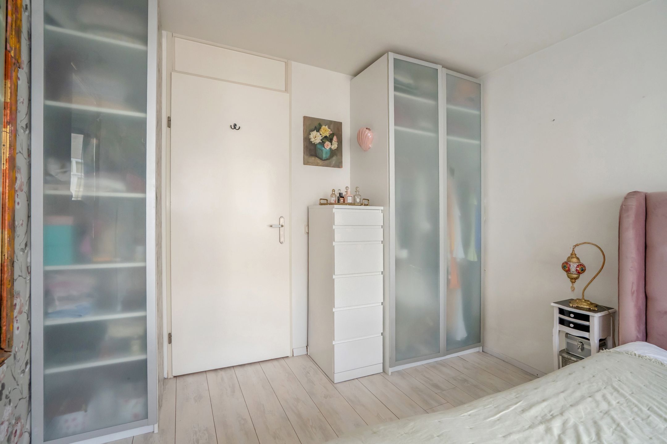 Modern 3-room apartment with balcony, roof terrace and parking in central The Hague — 21