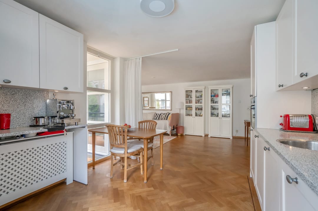 Modern 3-room apartment with balcony, roof terrace and parking in central The Hague — 19