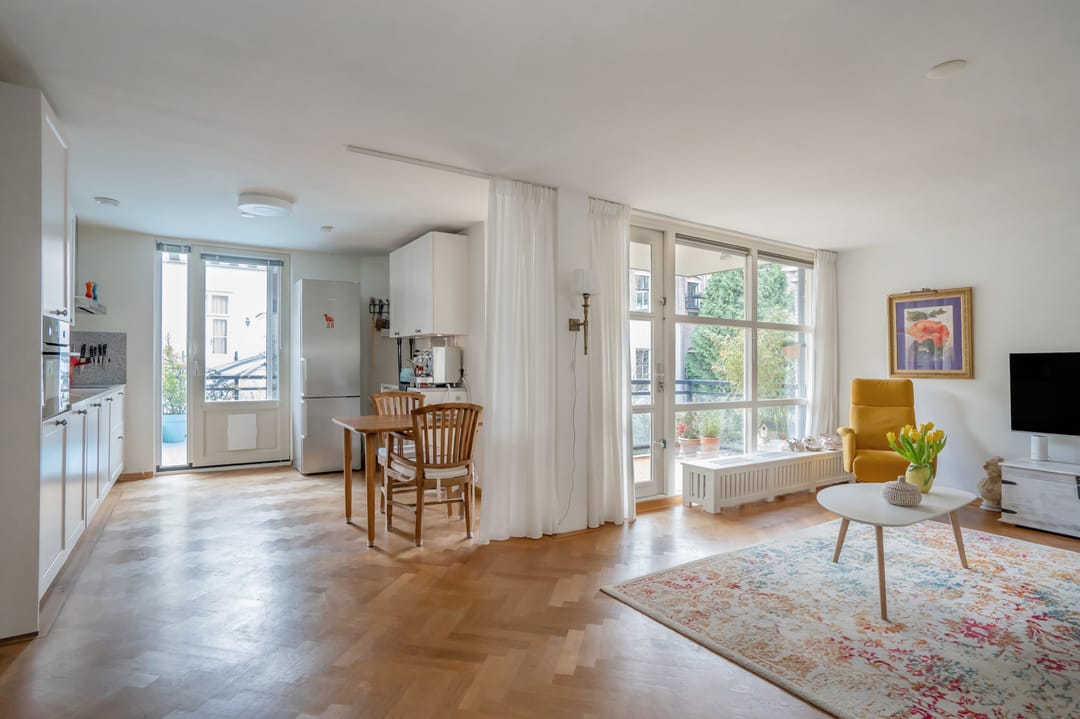 Modern 3-room apartment with balcony, roof terrace and parking in central The Hague — 13