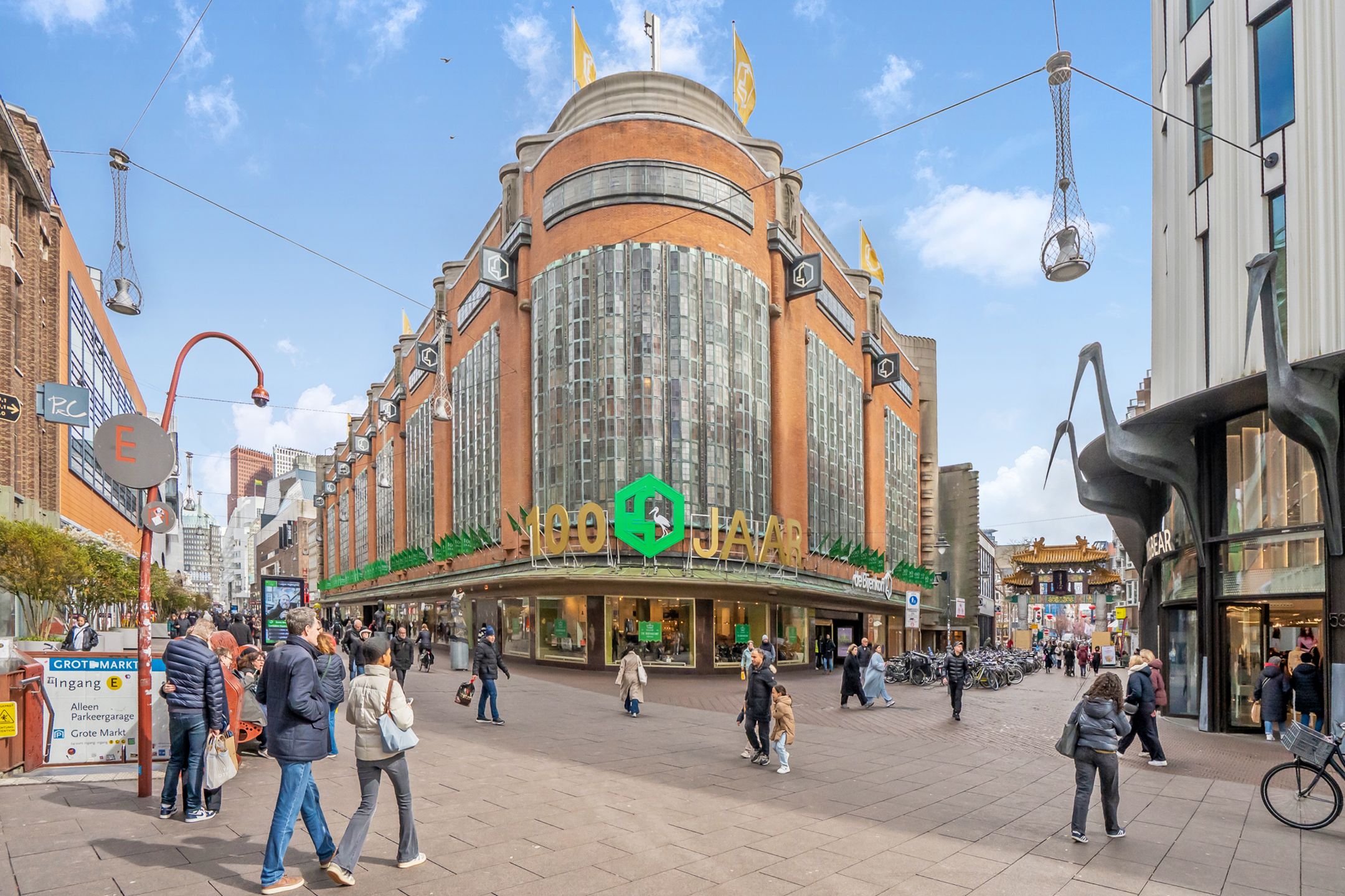 Modern 3-room apartment with balcony, roof terrace and parking in central The Hague — 30