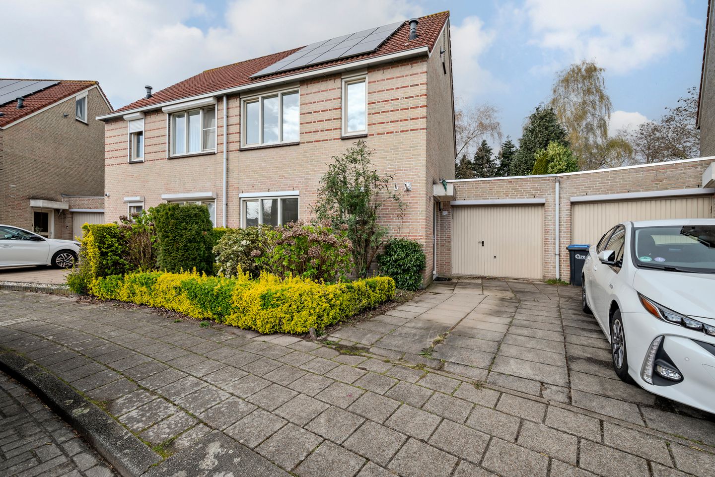 Photo 1 of Vluttersven 13