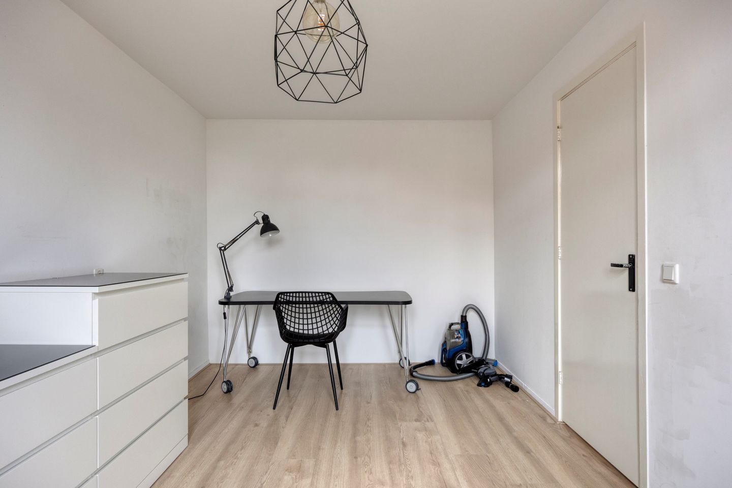 Foto 10 van Azaleastraat 29-A