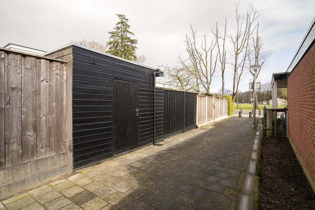 Photo 32 of Zuid Esmarkerrondweg 36