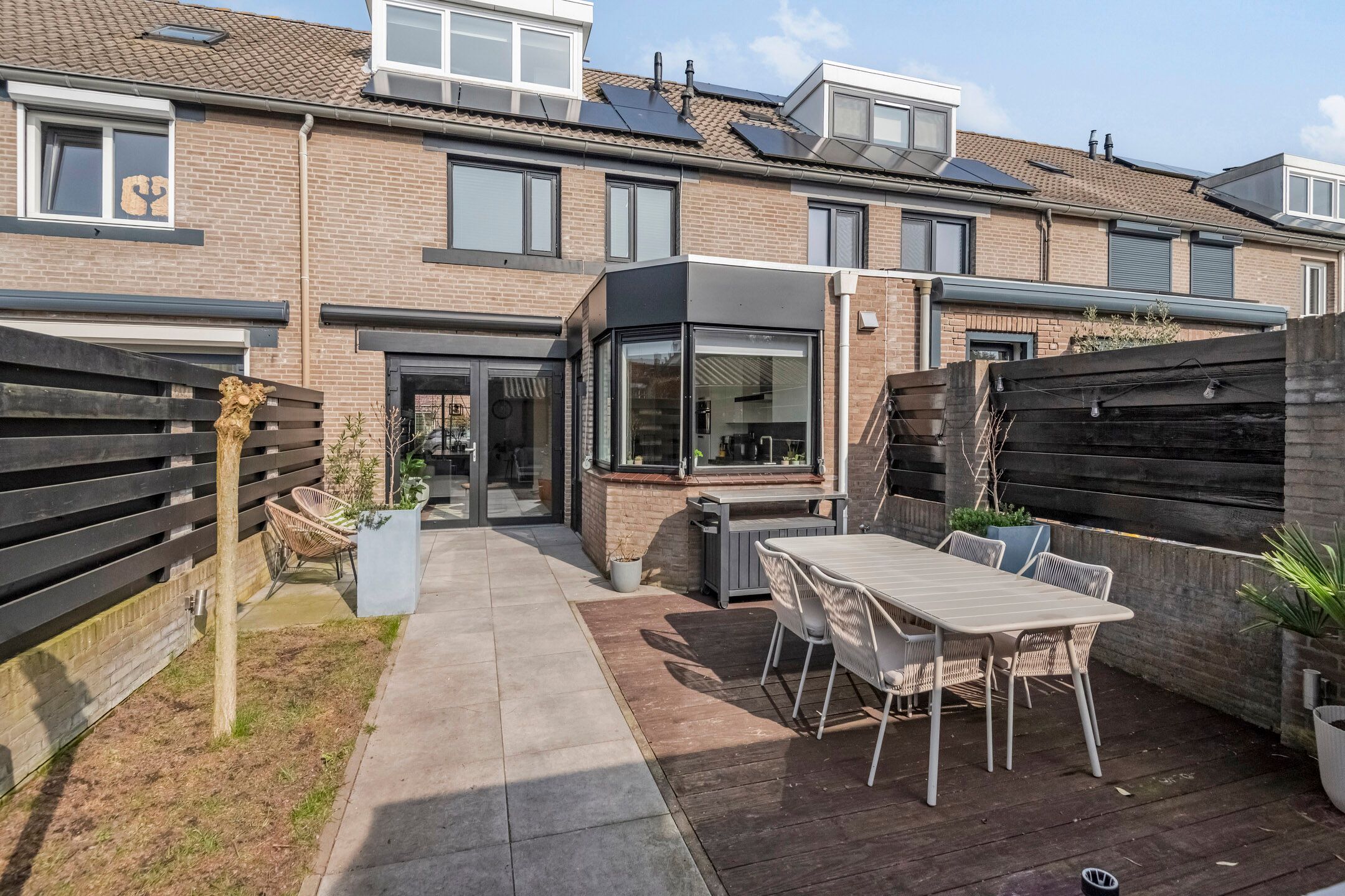 Spacious and Energy-Efficient Terraced Home with South-Facing Garden — 27