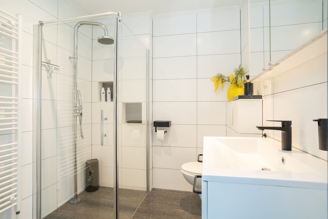 Photo 23 of Zuid Esmarkerrondweg 36