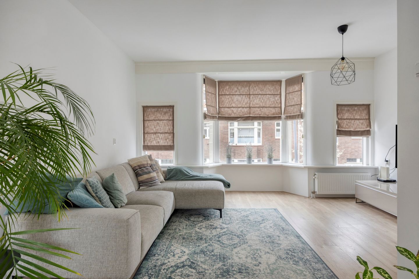 Foto 1 van Azaleastraat 29-A