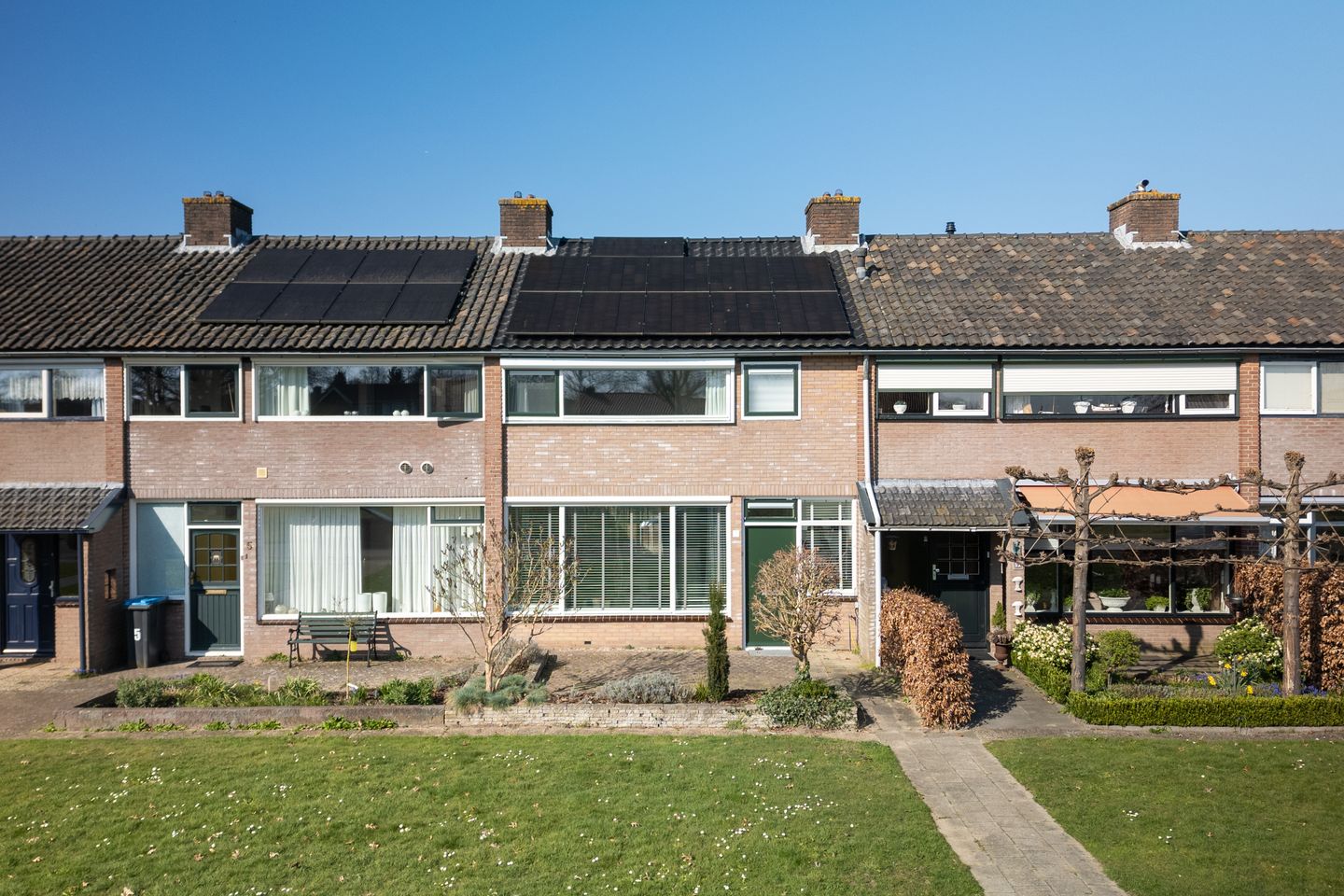 Foto 1 van Zwaluwlaan 7