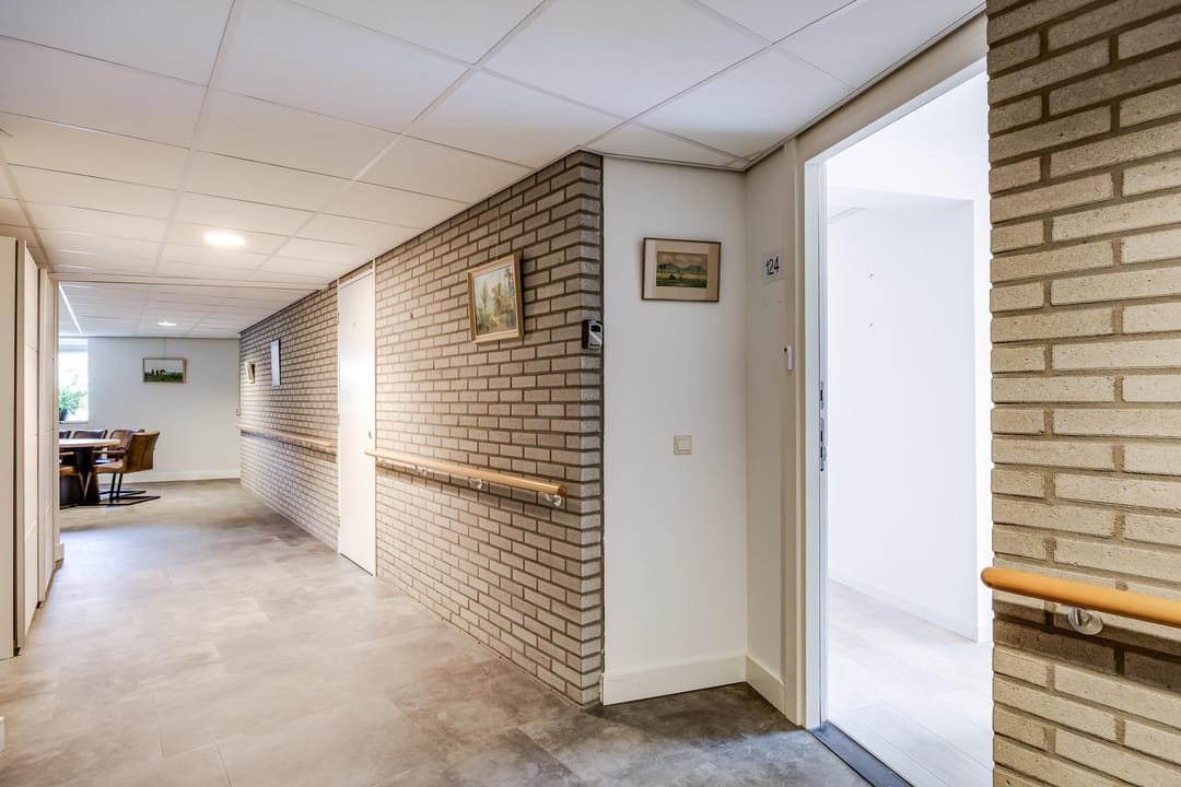 Comfortable corner apartment near the park in popular Randenbroek — 31