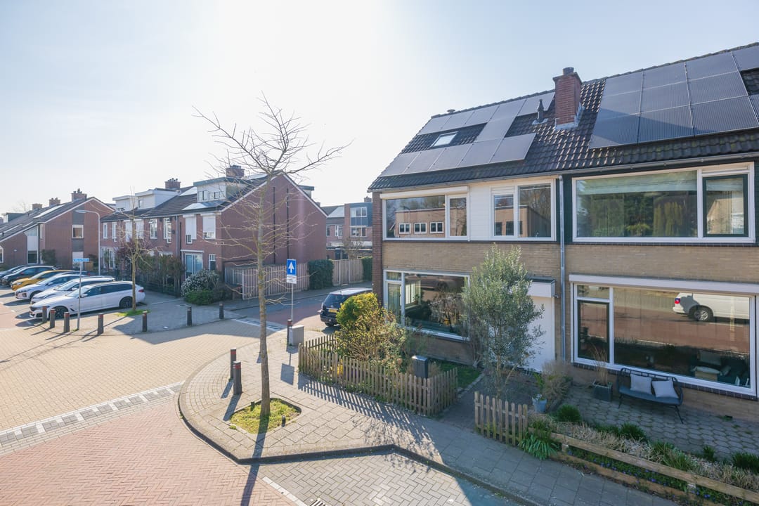 Photo 2 of Frederiksoordlaan 12