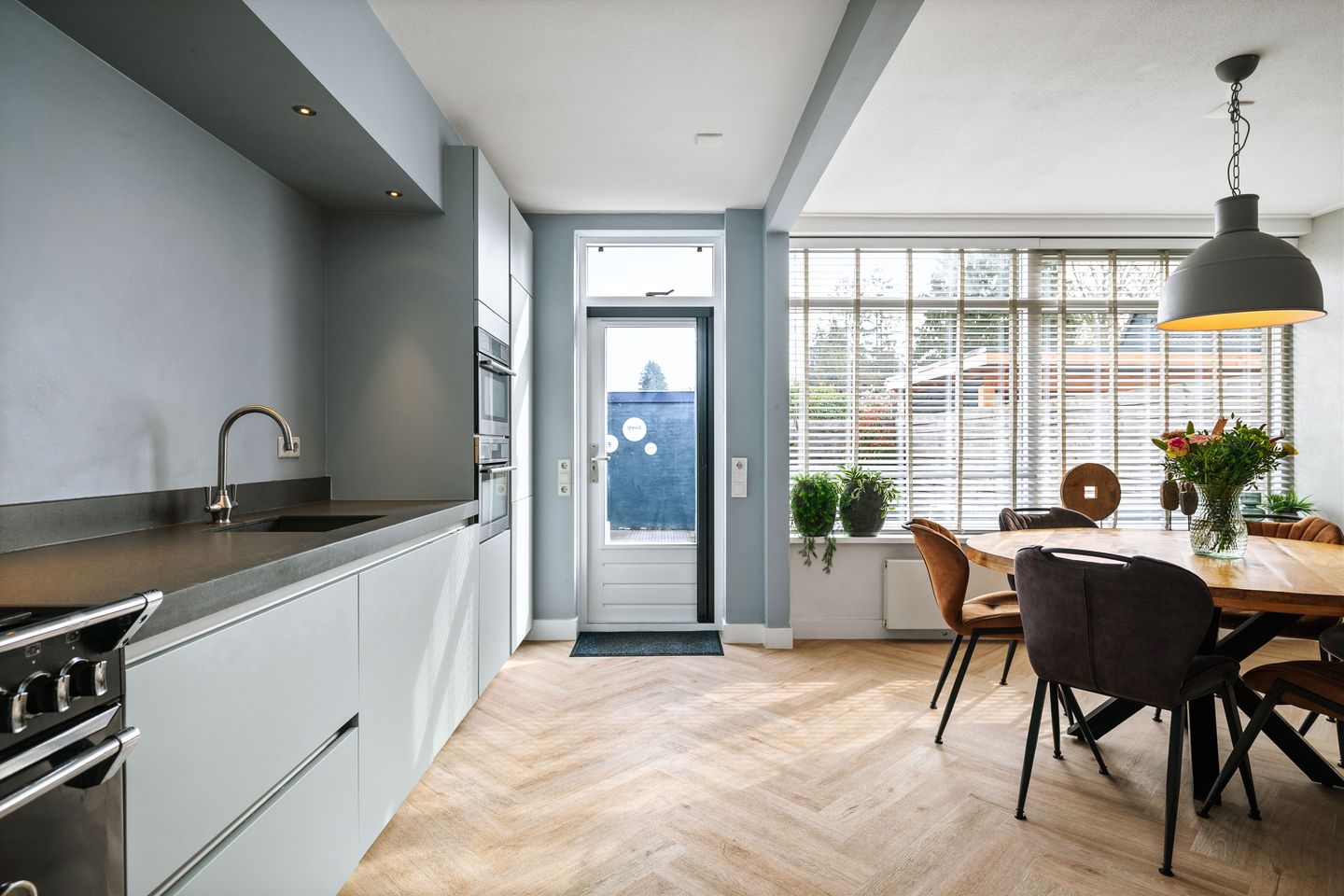 Photo 14 of Bremstraat 18