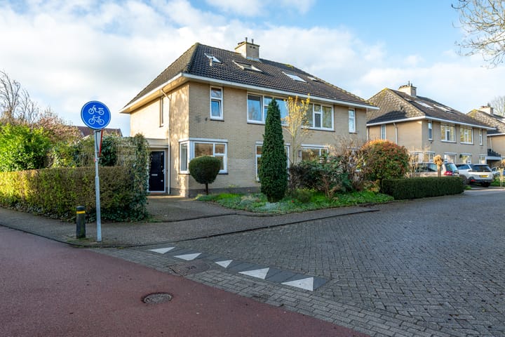 Photo 2 of Edelhertakker 29