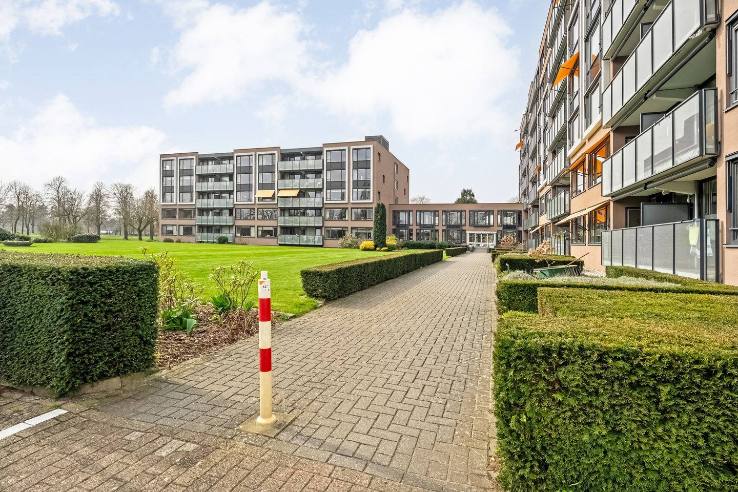 Foto 4 van Dikkersstraat 1-616