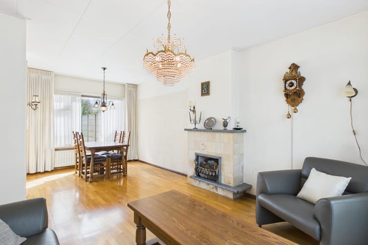 Photo 2 of Kastanjestraat 12