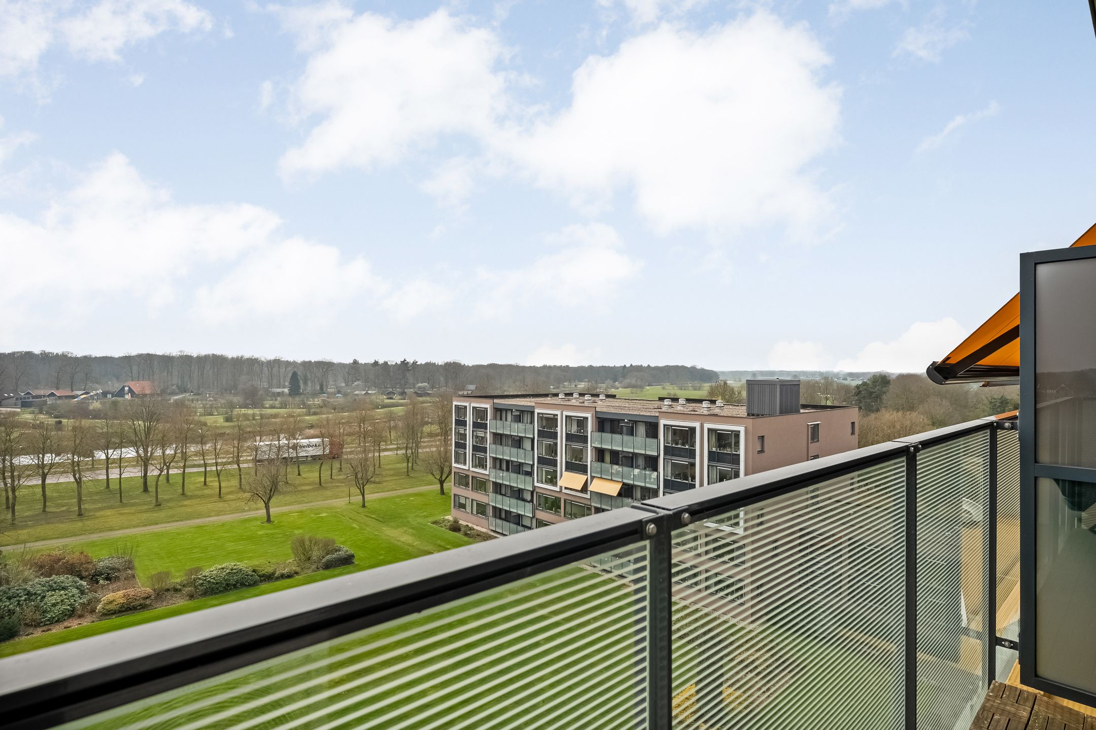 Foto 27 van Dikkersstraat 1-616