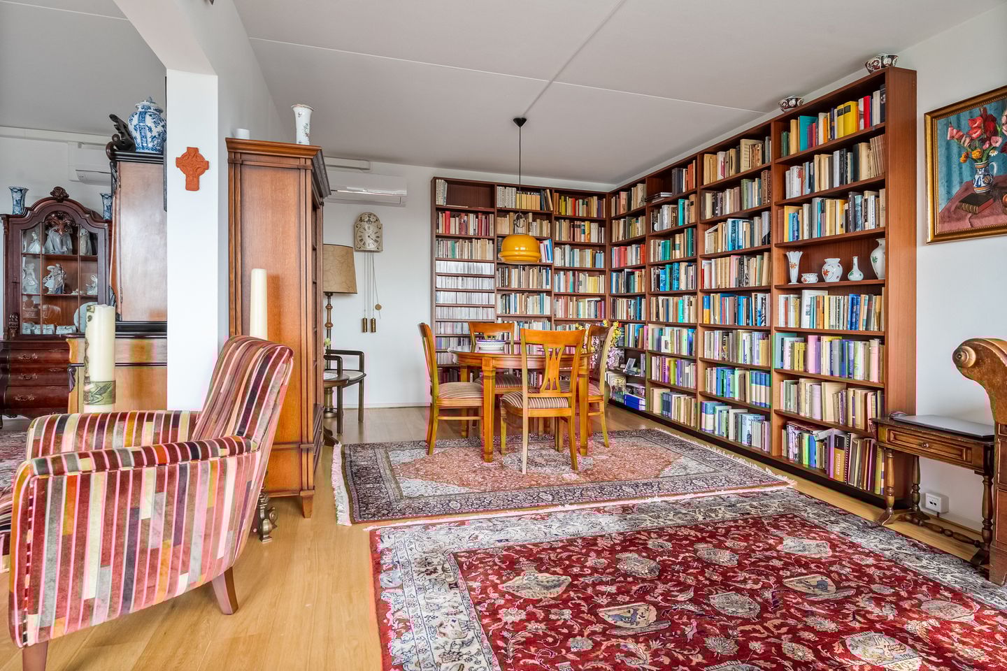 Foto 20 van Dikkersstraat 1-616