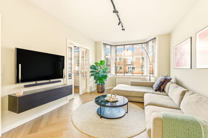 Photo 2 of Waalstraat 133-2