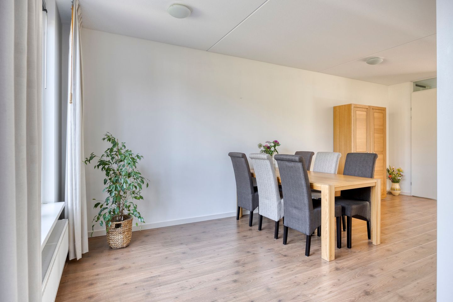 Photo 14 of Diederikstraat 32