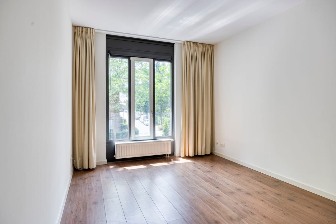 Photo 22 of Diederikstraat 32