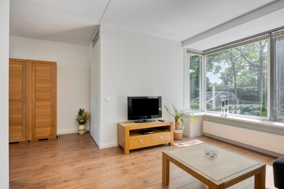 Photo 11 of Diederikstraat 32