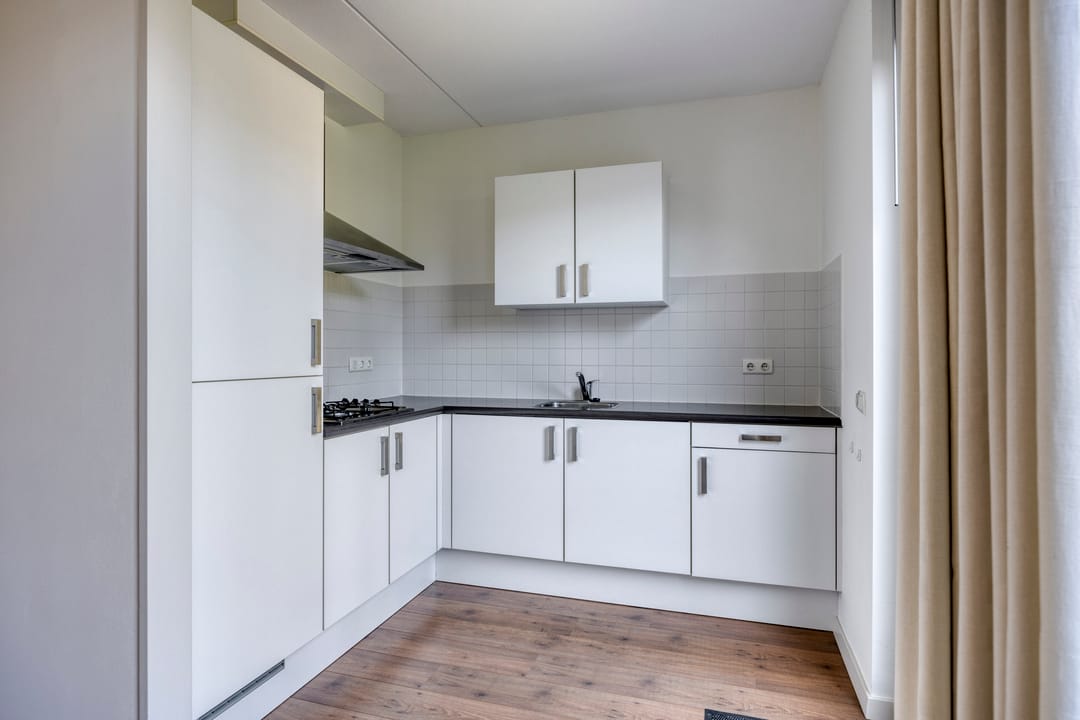 Photo 16 of Diederikstraat 32