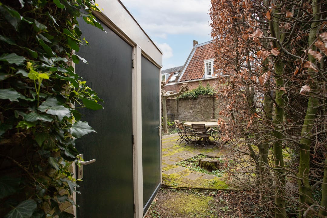 Ground Floor Apartment with Private Garden in Historic Utrecht Center — 22