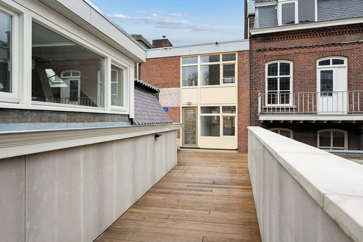 Photo 4 of Alexanderstraat 2-B