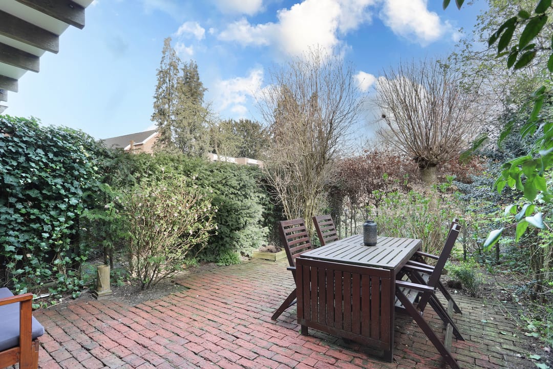 Ground Floor Apartment with Private Garden in Historic Utrecht Center — 17