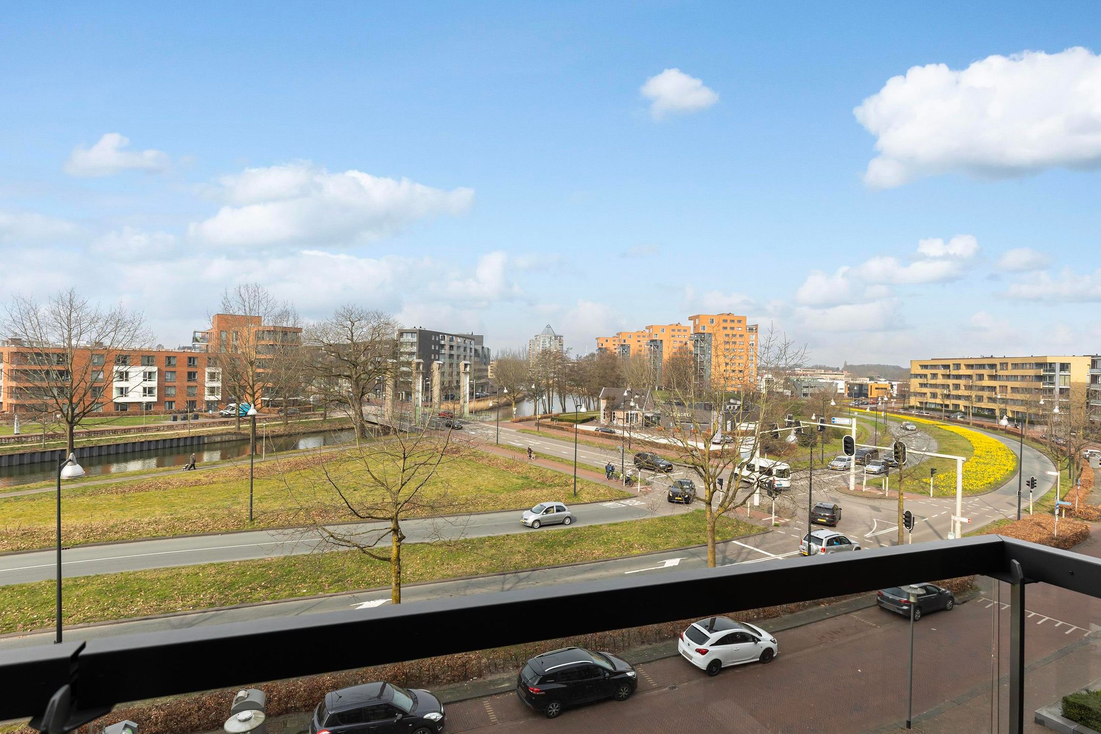 Foto 15 van Burgemeester Jhr. Quarles van Uffordlaan 401