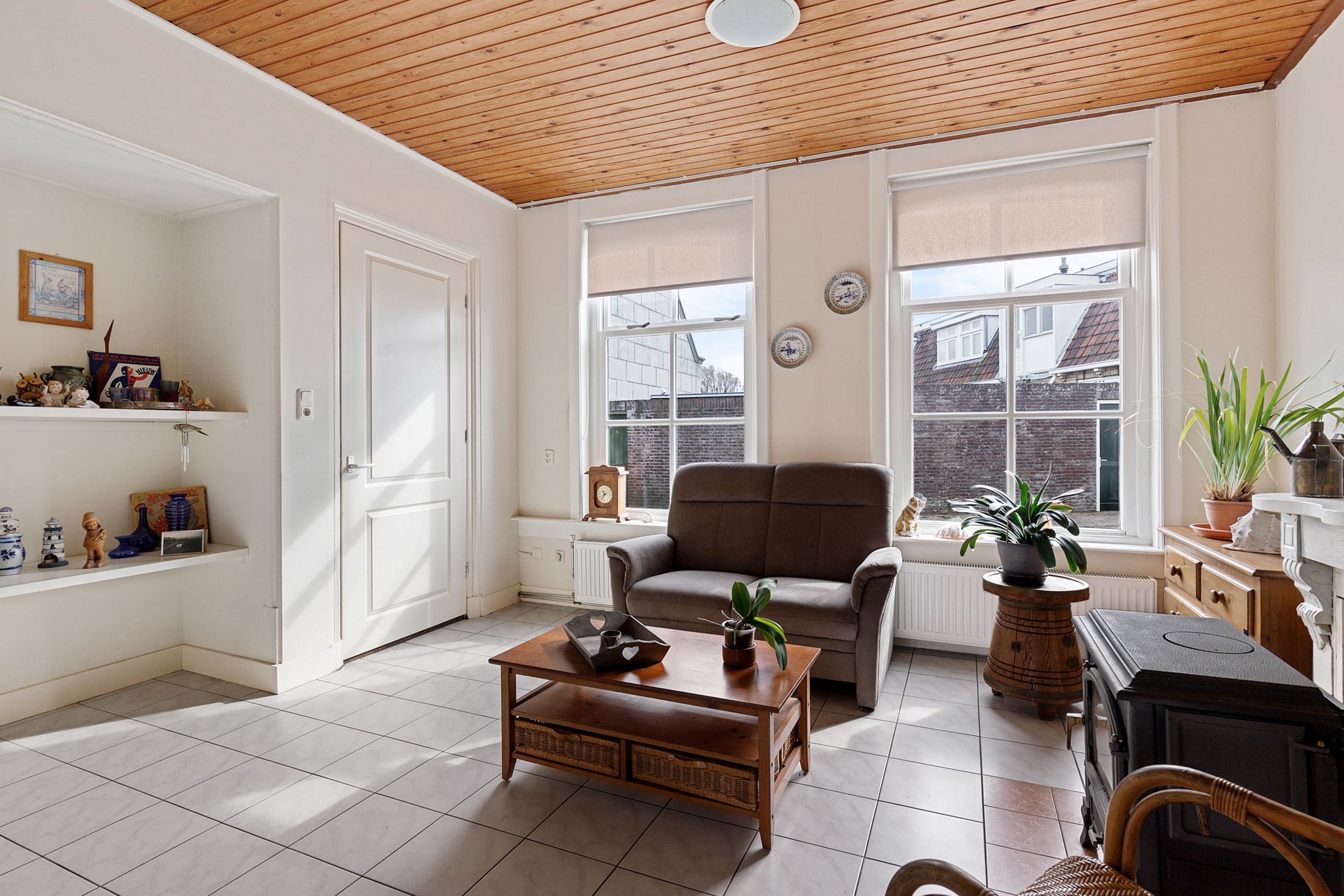 Photo 9 of Nutstraat 16
