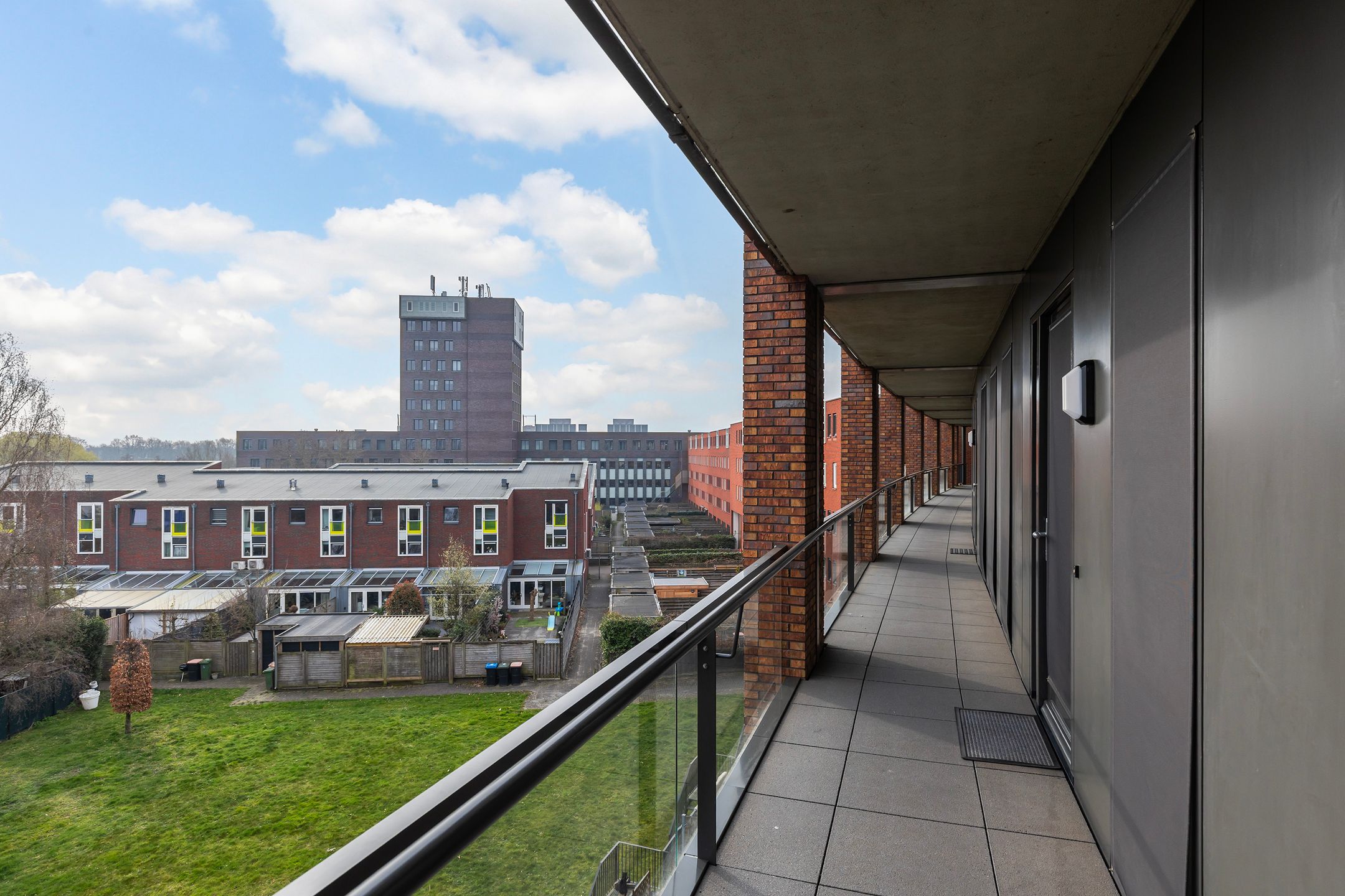 Foto 9 van Burgemeester Jhr. Quarles van Uffordlaan 401