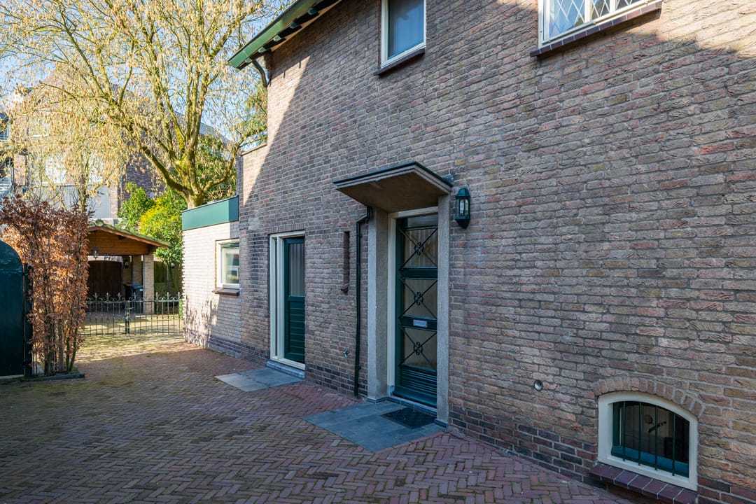 Foto 11 van Burgemeester Tenkinkstraat 4