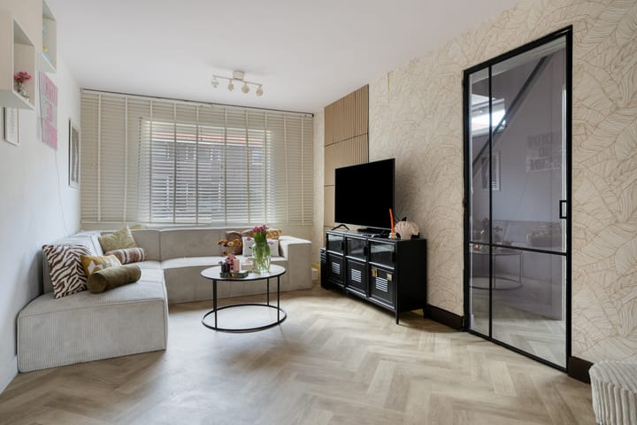 Foto 3 van Anjelierstraat 2