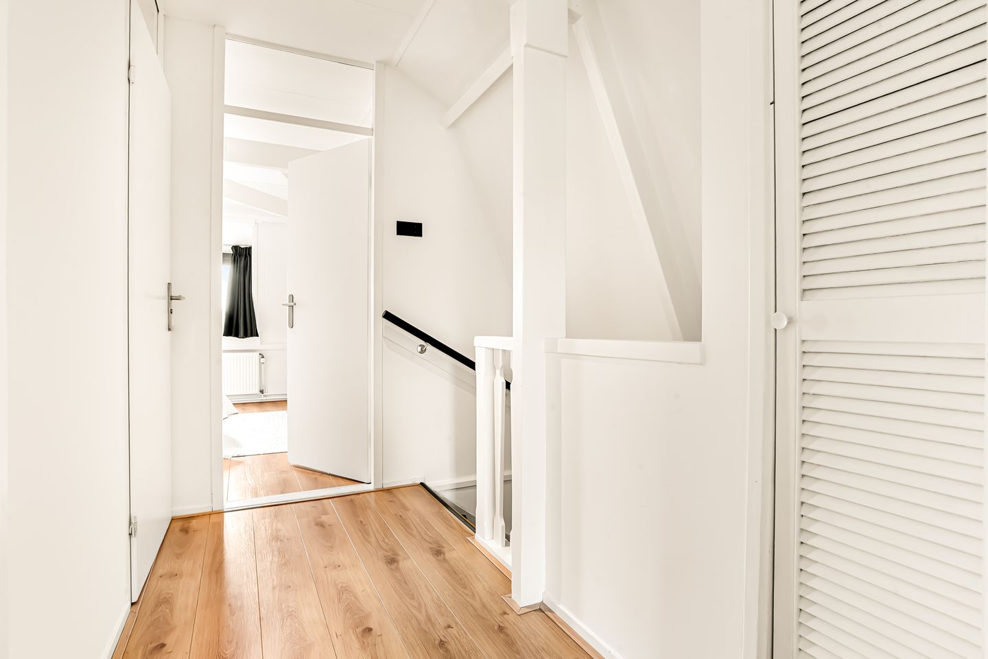 Photo 40 of Berckheydestraat 21-RD