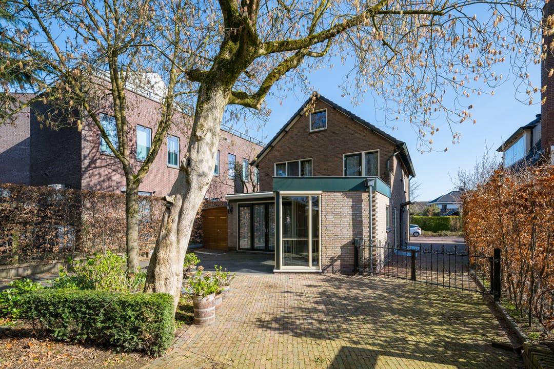 Foto 58 van Burgemeester Tenkinkstraat 4