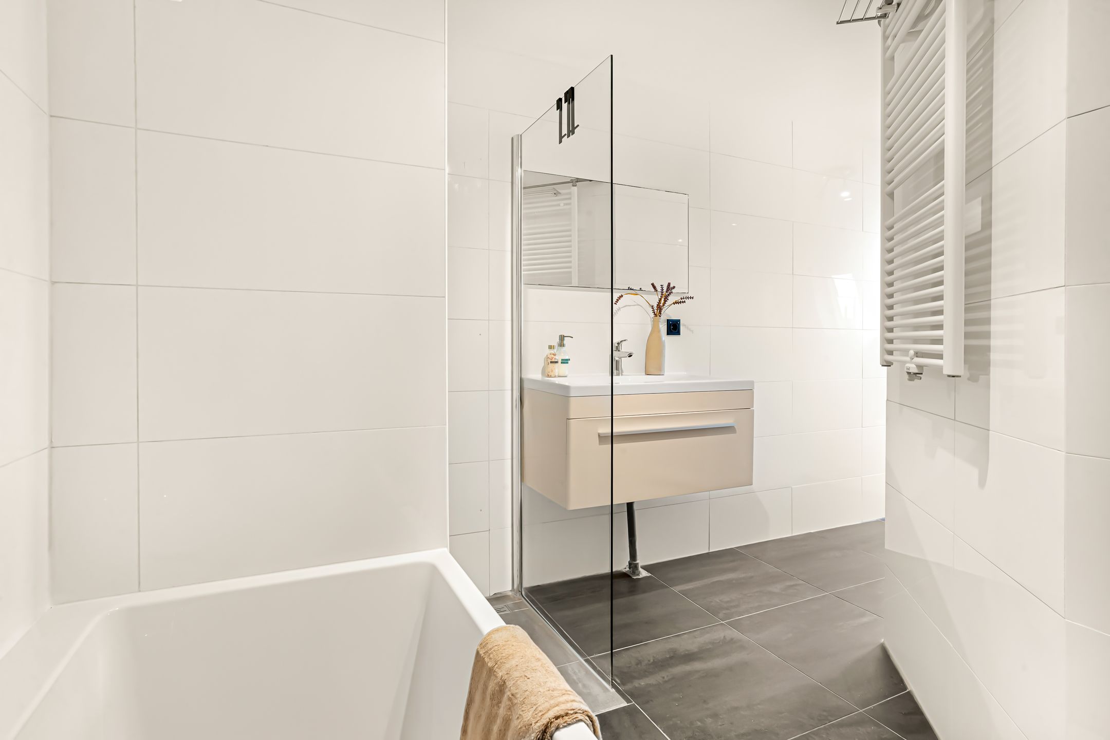 Photo 48 of Berckheydestraat 21-RD