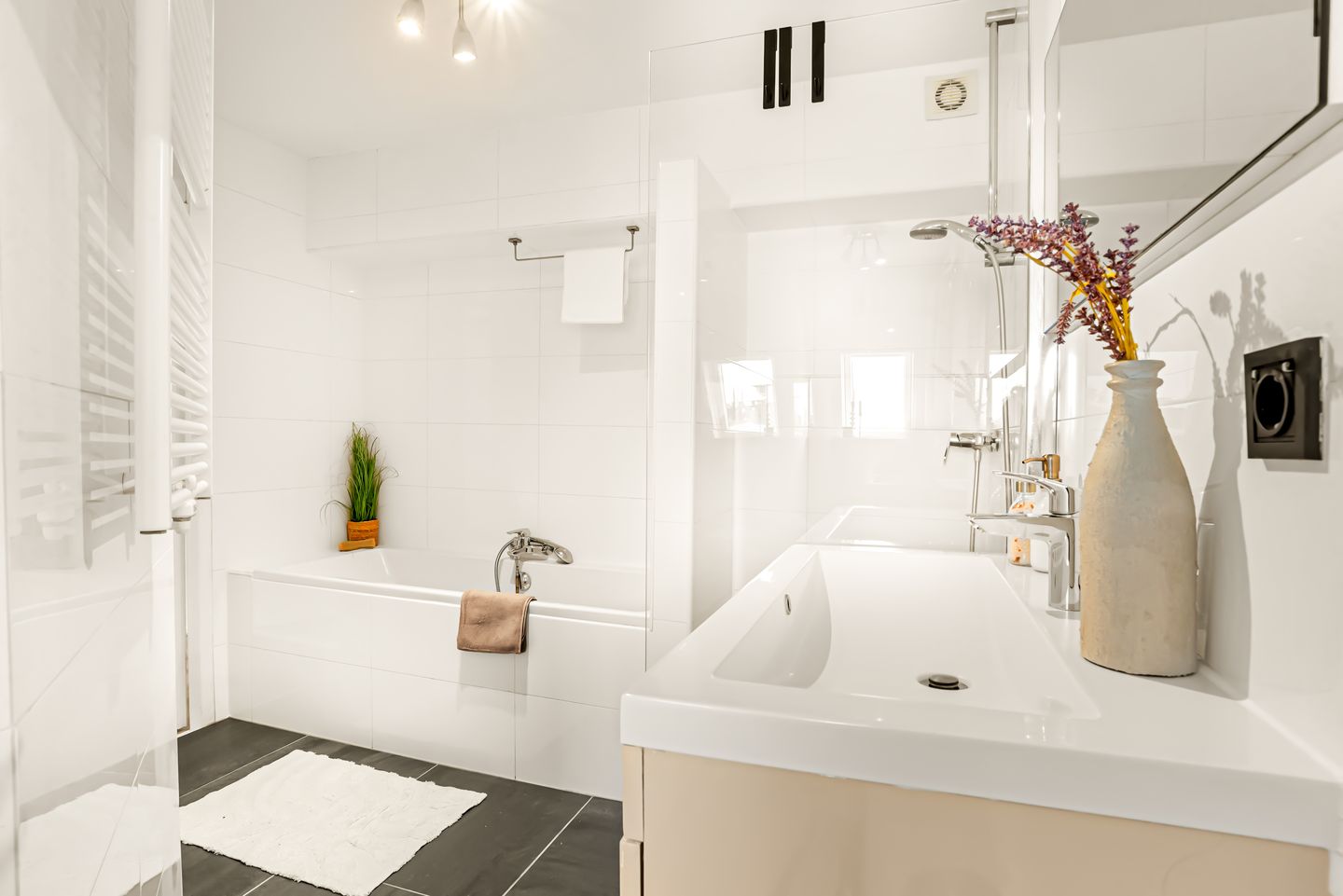 Photo 50 of Berckheydestraat 21-RD